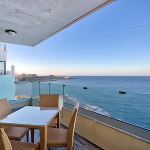  Apartamento Seafront With Balcony & Sea Views By Jl Malta