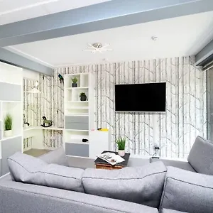 https://chic-city-living-at-newhams-cozy-2br.brighton-hotels-england.com